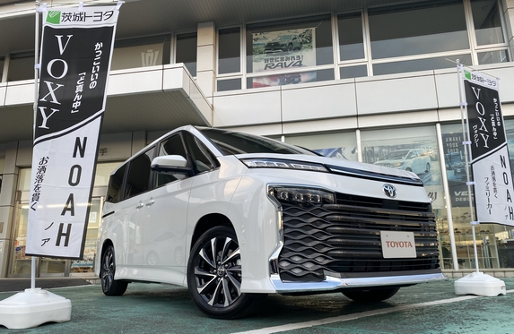 新型ヴォクシー＆新型ノア