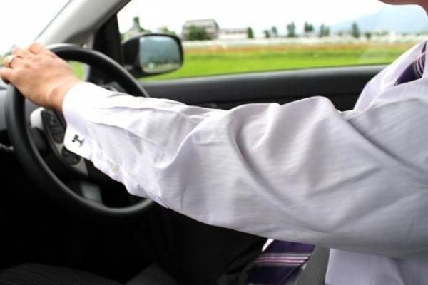 展示車を見て試乗車に乗って